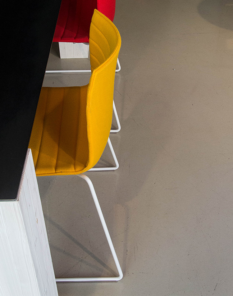 培训家具|布面培训椅|办公家具|设计师家具|Catifa 46 培训椅